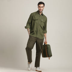 Utility Set of 2 – Utility Shirt With Front Flap Pockets Paired With Relaxed Fit Straight Leg Chinos –  Olive & Army Green