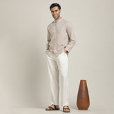 Viceroy Set of 2 – Regular Fit Mandarin Collar Shirt Statement Loop Buttons & Relaxed Fit Pleated Chinos – Natural Grey & Ecru