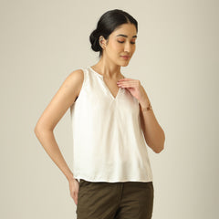 Ivy Split V-Neck Top - Ecru