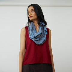 Shell V-Neck Top - Maroon