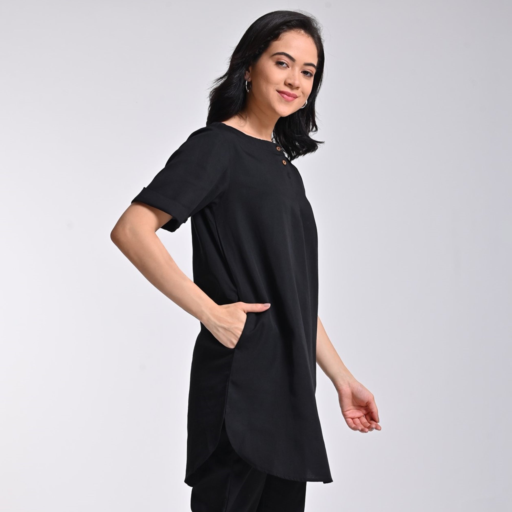 Poised Tunic - Black