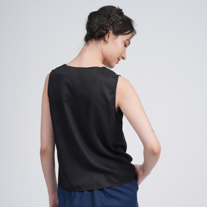 Shell V-Neck Top - Black
