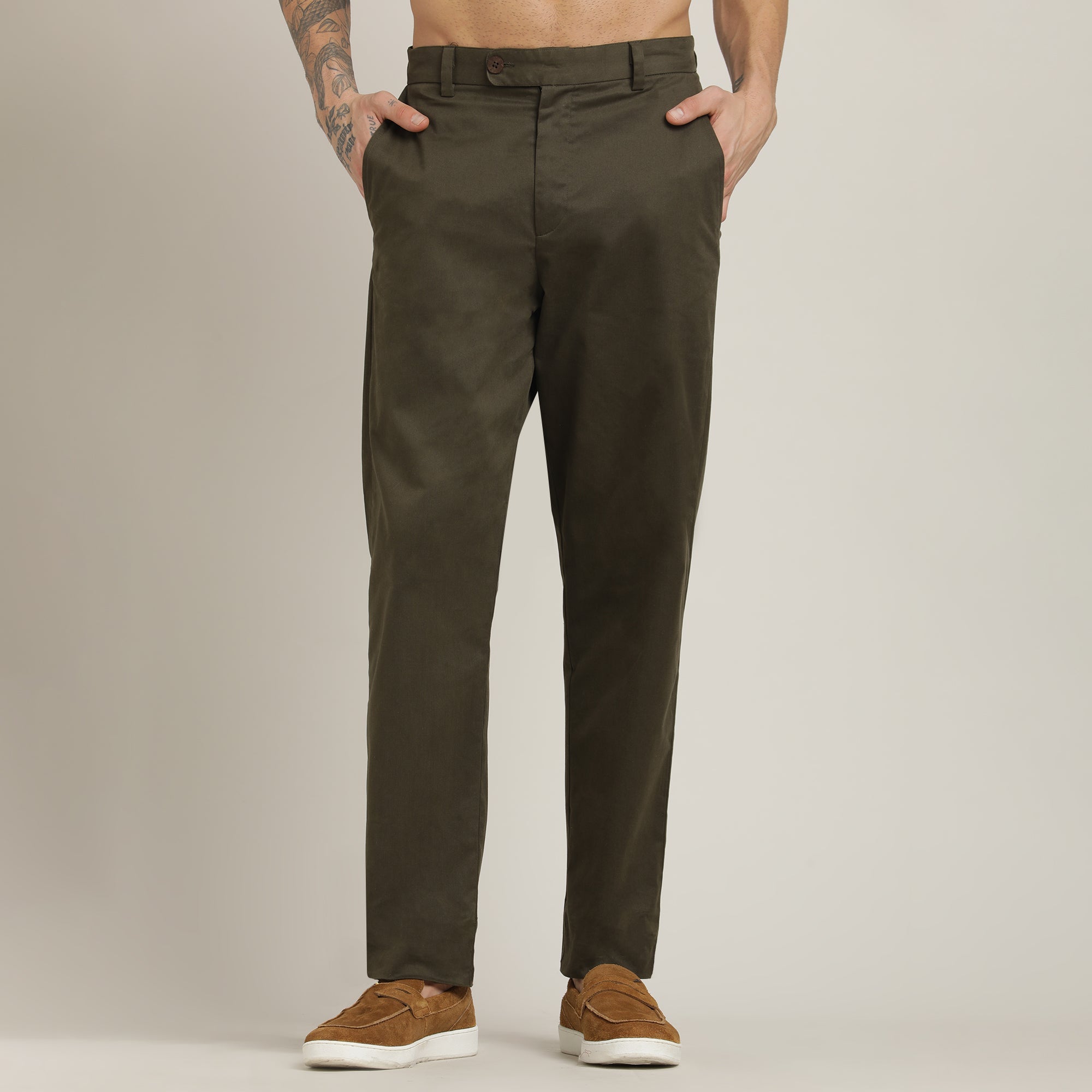 Iki Set of 2 – Regular Fit Mandarin Collar Shirt With Popover Placket & Loop Closure Paired With Relaxed Fit Straight Leg Chinos – Terracotta Brown &  Army Green