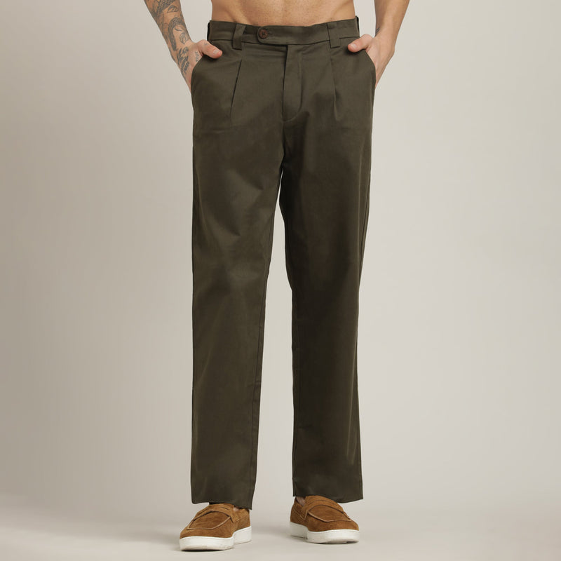 Field Set of 2 - Relaxed Fit Mandarin Collar Shirt & Relaxed Fit Pleated Cotton Chinos – Ecru & Army Green