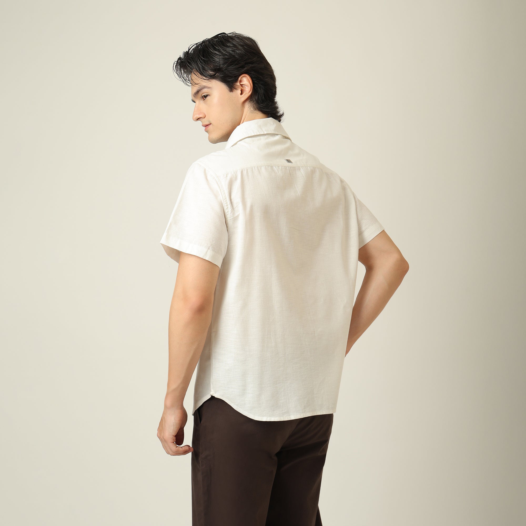 Summer Set Of 2 - Semi-Spread Collar  Half Sleeve Shirt & Relaxed Fit Aruku Chinos – Ecru & Coffee Brown