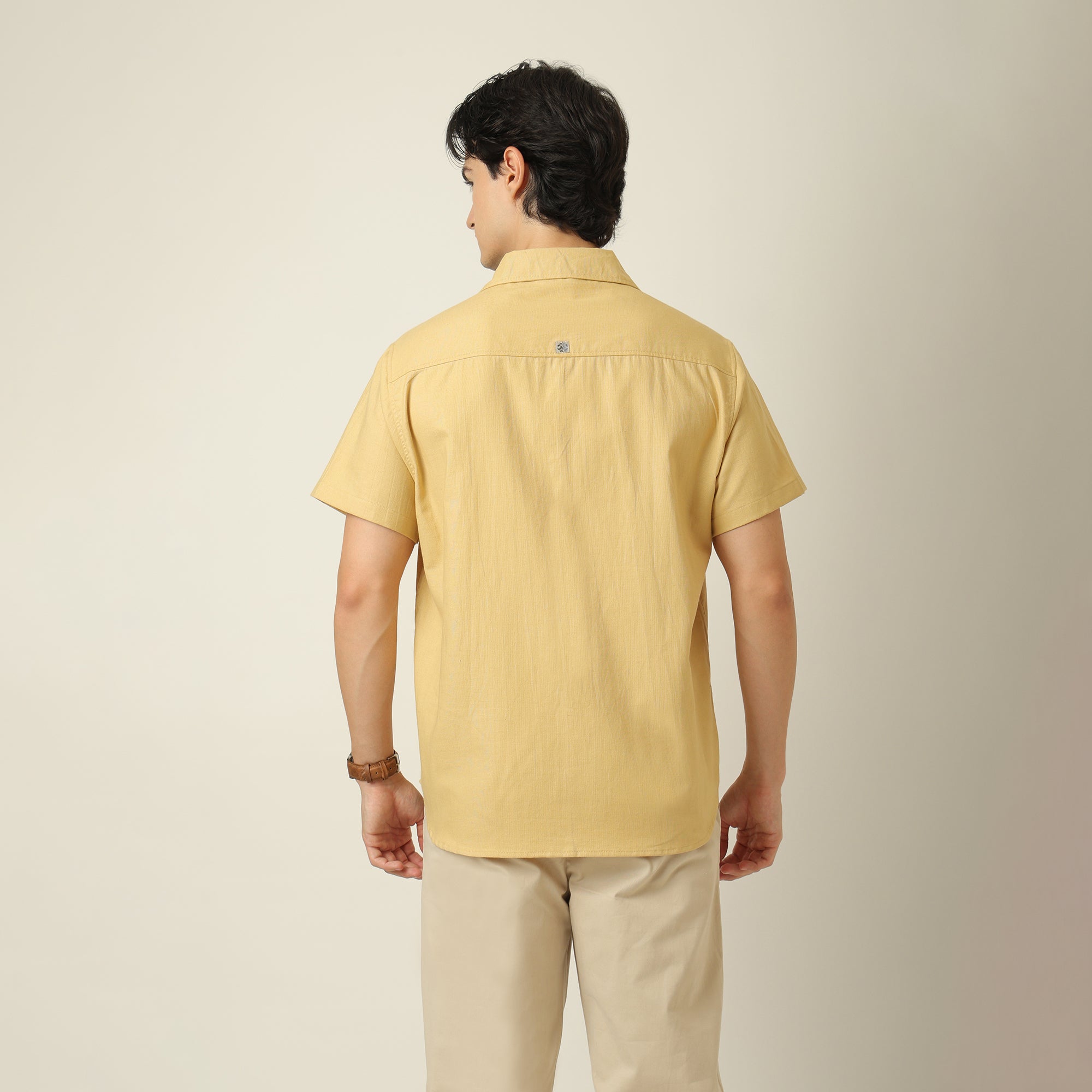 Summer Shirt - Relaxed Fit - Semi-Spread Collar - Linen Blend - Yellow