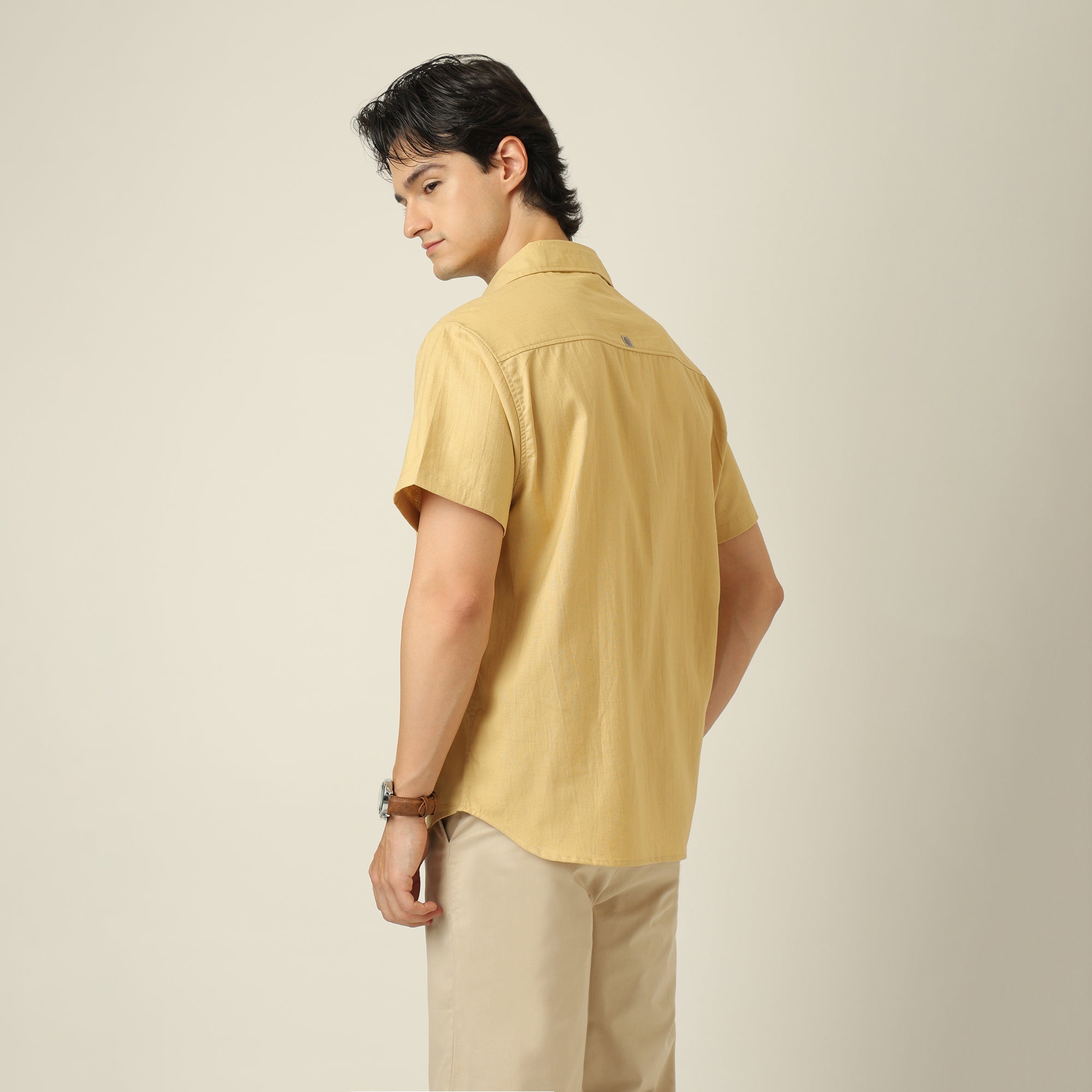 Summer Shirt - Relaxed Fit - Semi-Spread Collar - Linen Blend - Yellow