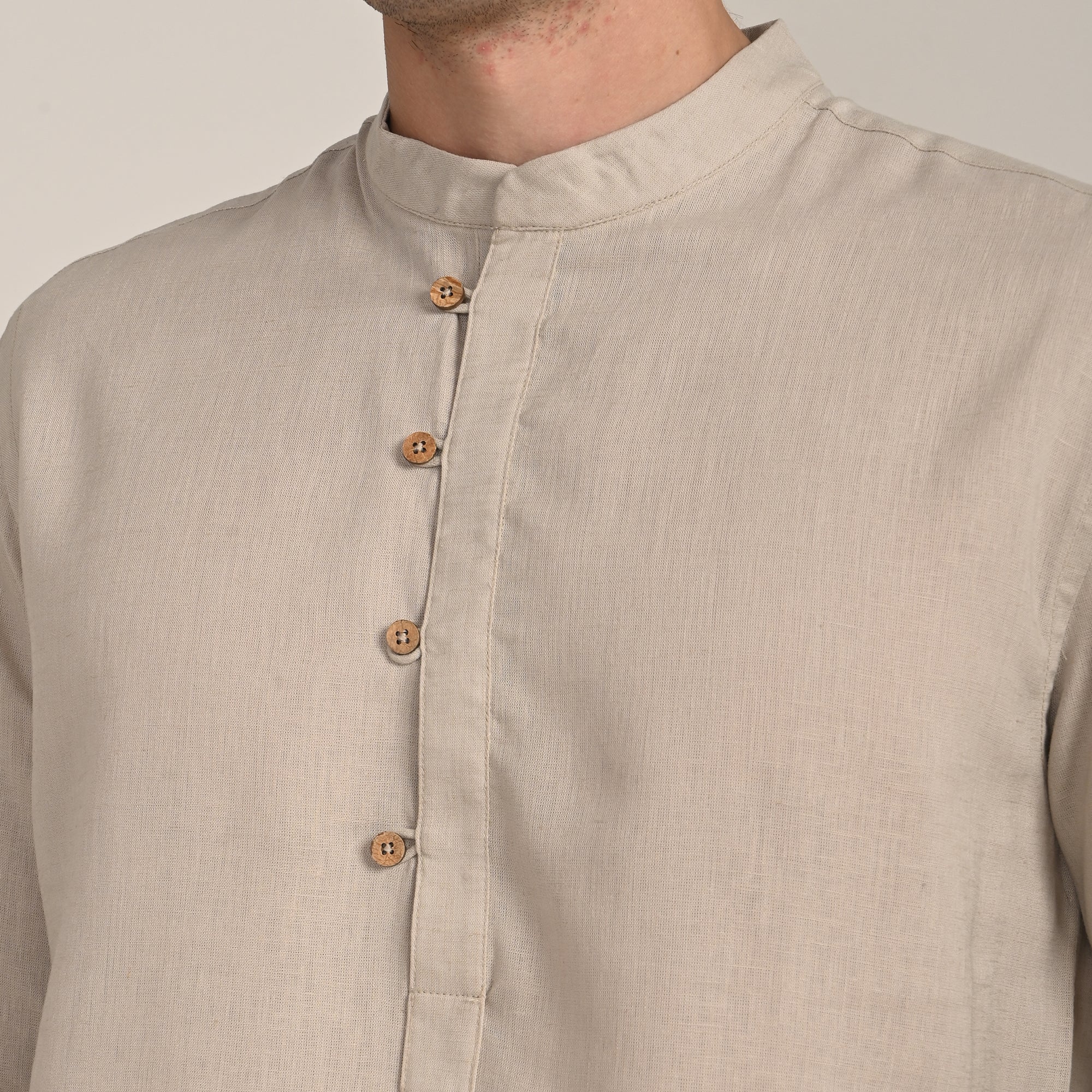 Iki Shirt - Regular Fit - Mandarin Collar - Popover Placket - Loop Button Closure  Natural Grey