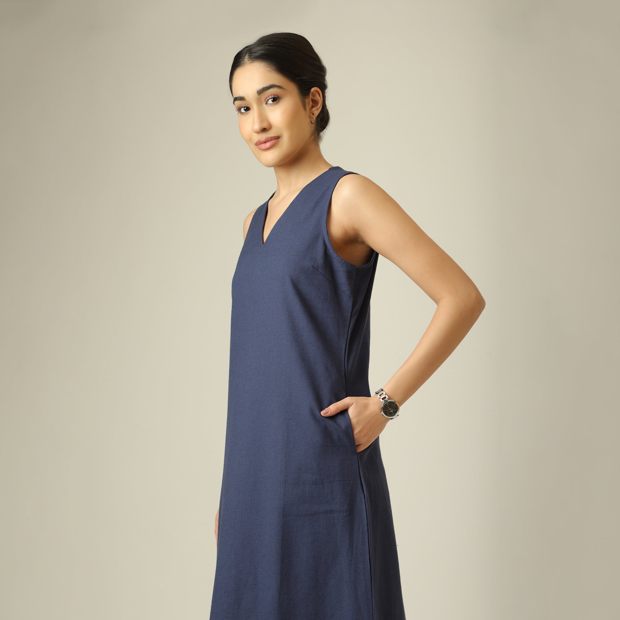 Mila Linen Maxi Dress - Navy Blue