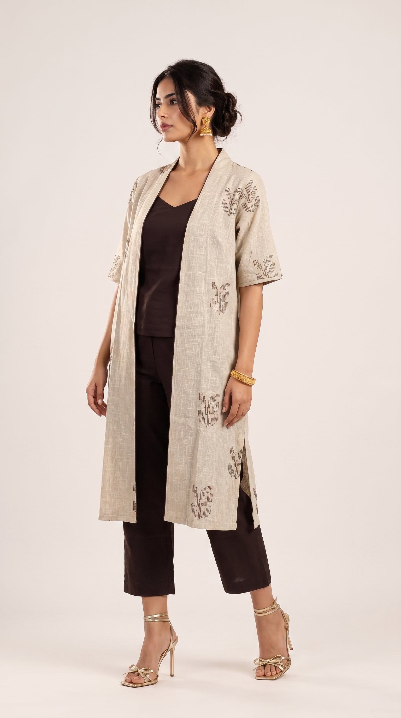 Long Overlay - Greige With Coffee Contrast Edging With Embroidery