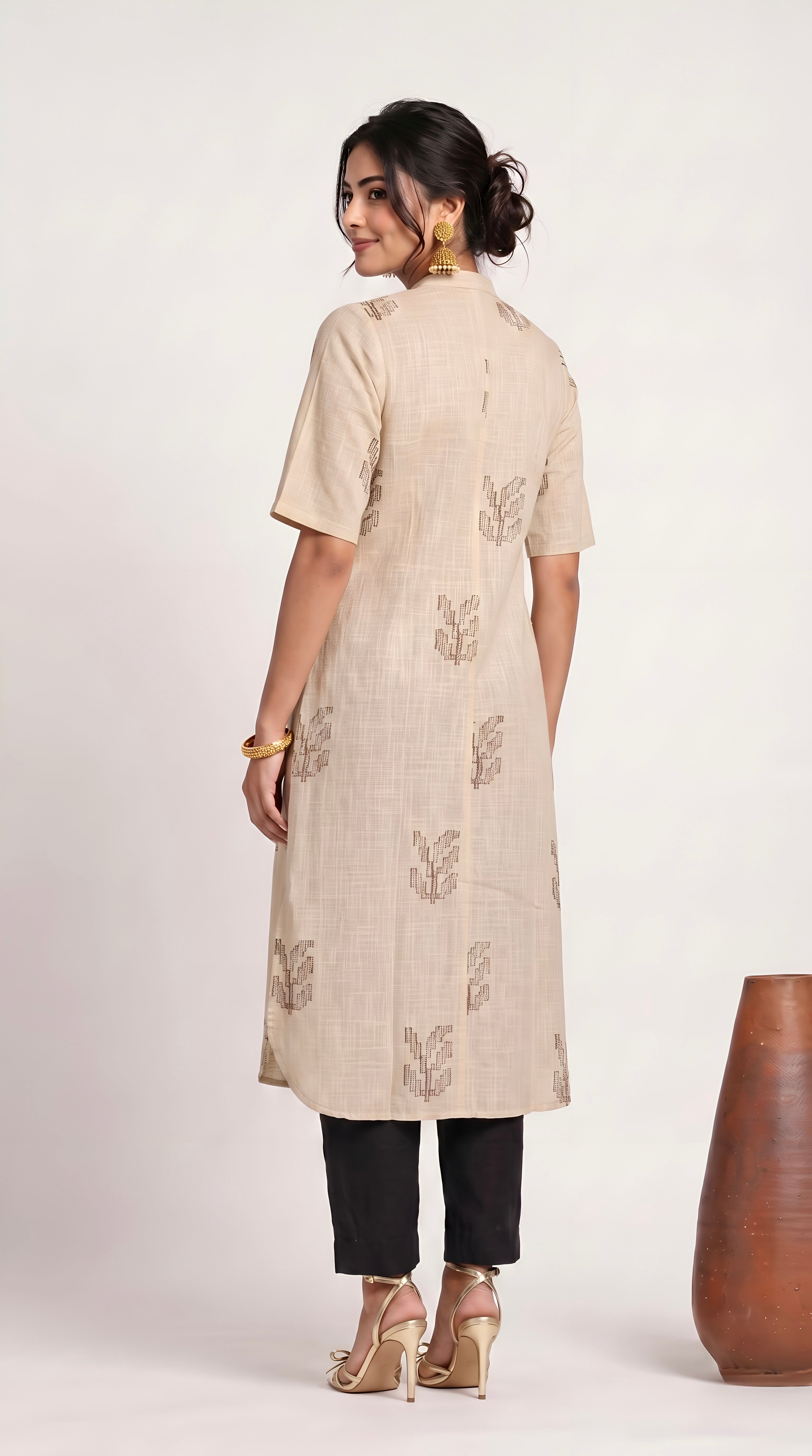 Long Overlay - Greige With Coffee Contrast Edging With Embroidery