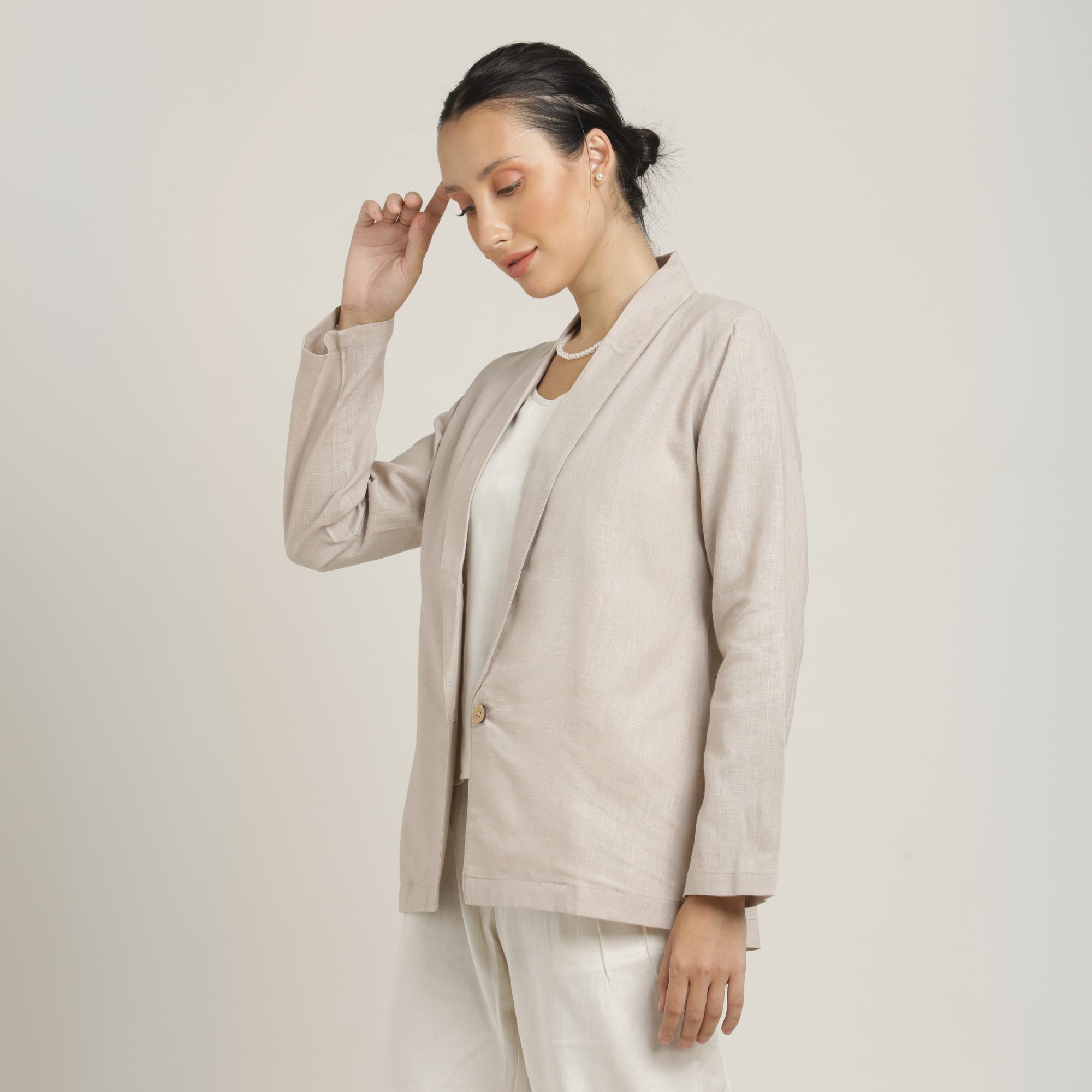 Donna Shawl Collar Blazer - Beige