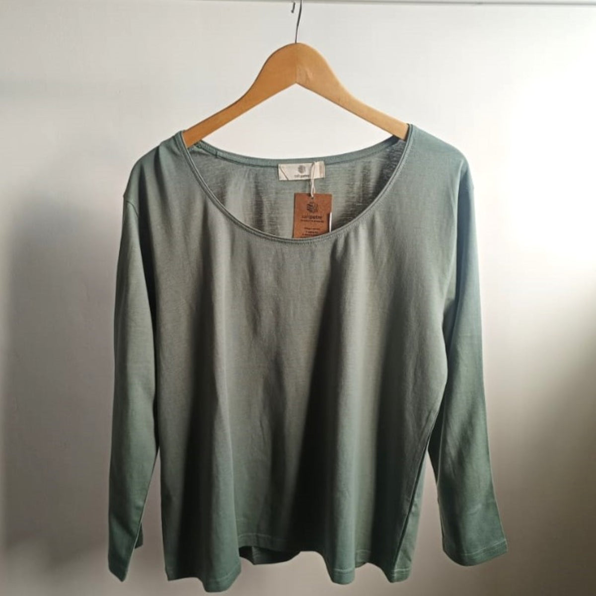 Long Sleeve T-Shirt > Sage Green