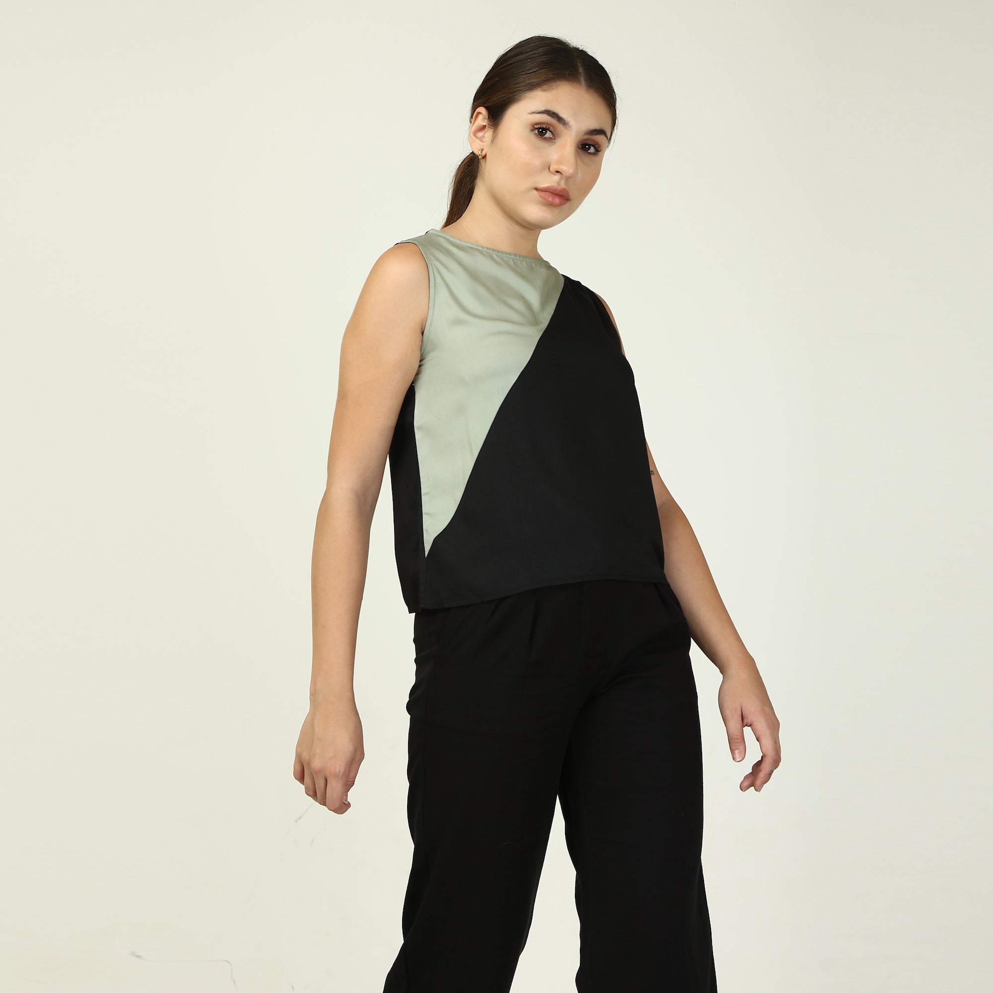 Color Block Top - Sage & Black