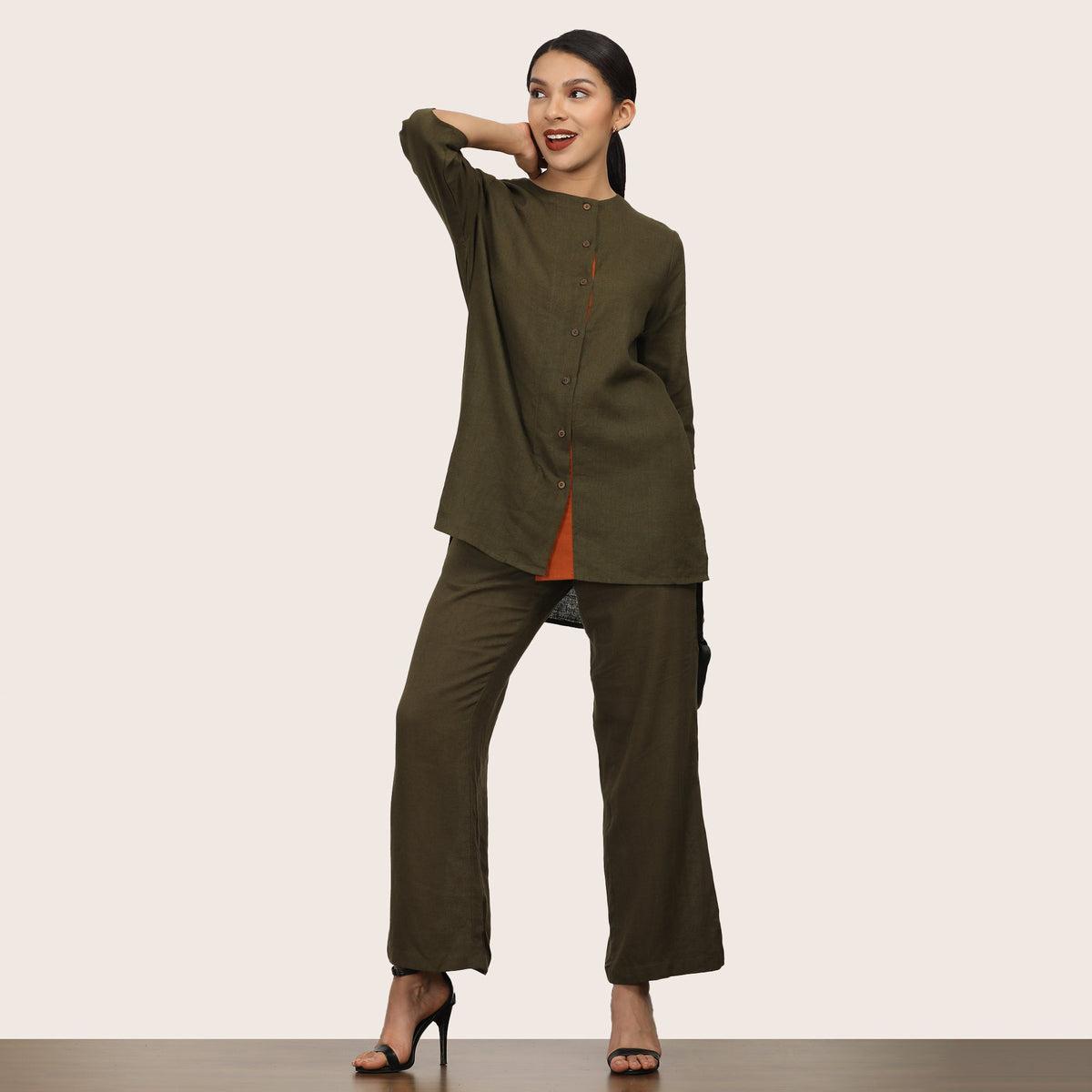 Nyla Co-Ord Set Of 2 - Long Line Shirt & Pants - Olive