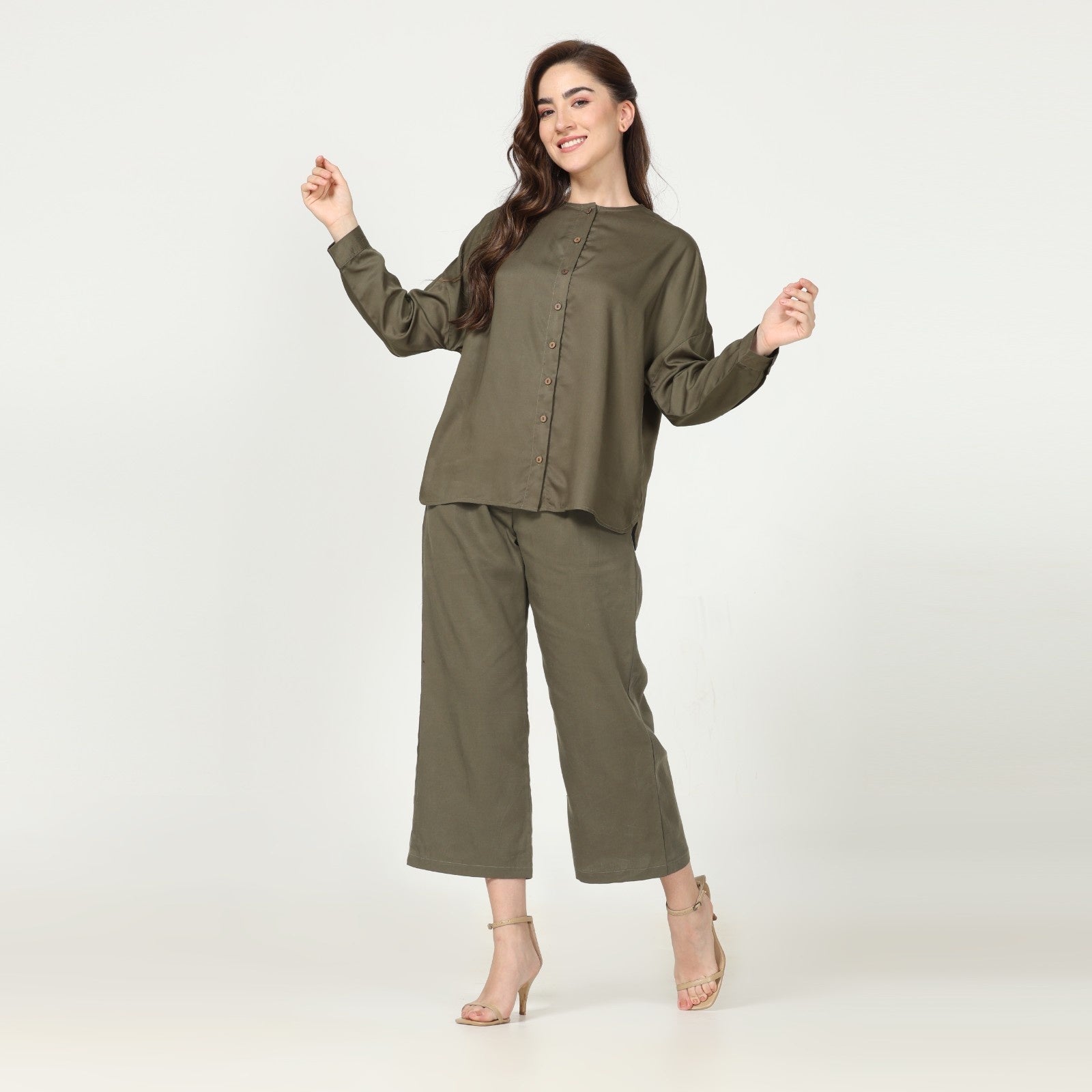 Uncollared Shirt - Olive Green