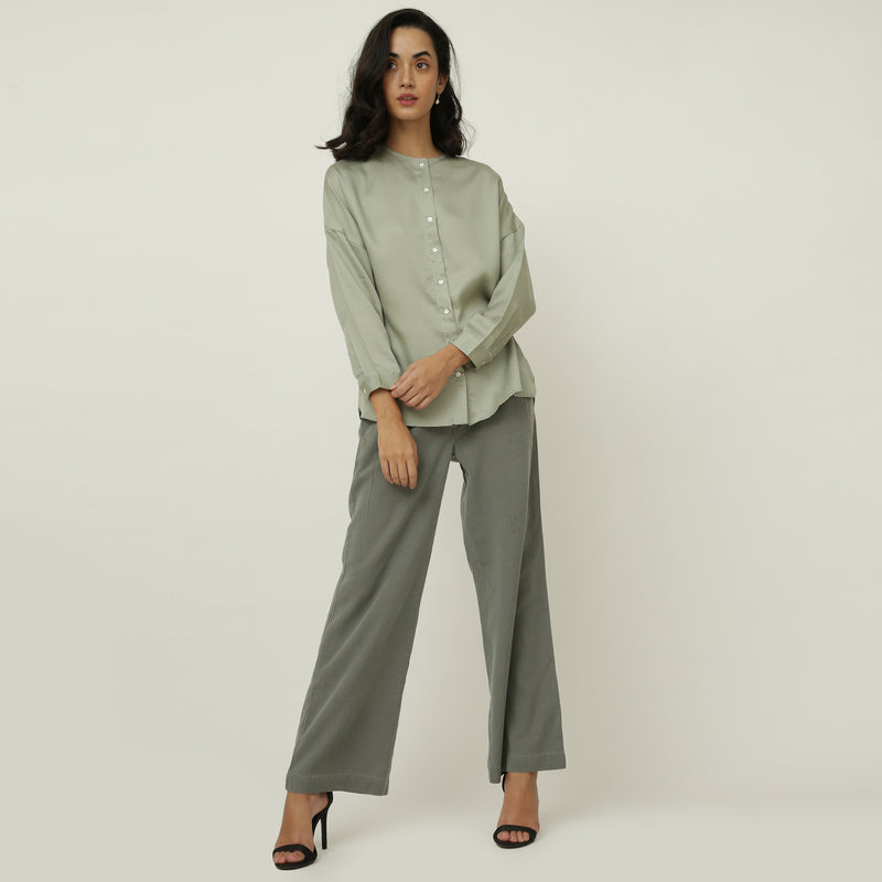 Uncollared Shirt - Sage Green