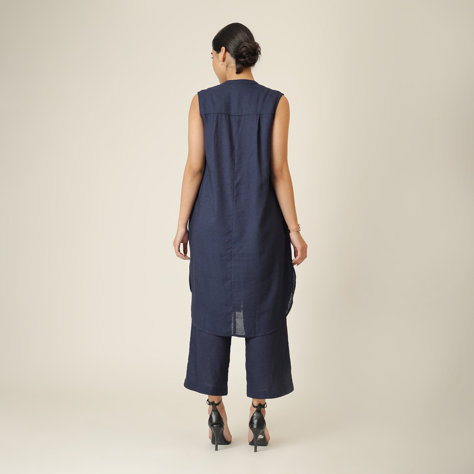 Dahlia Sleeveless Long Shirt - Navy Blue