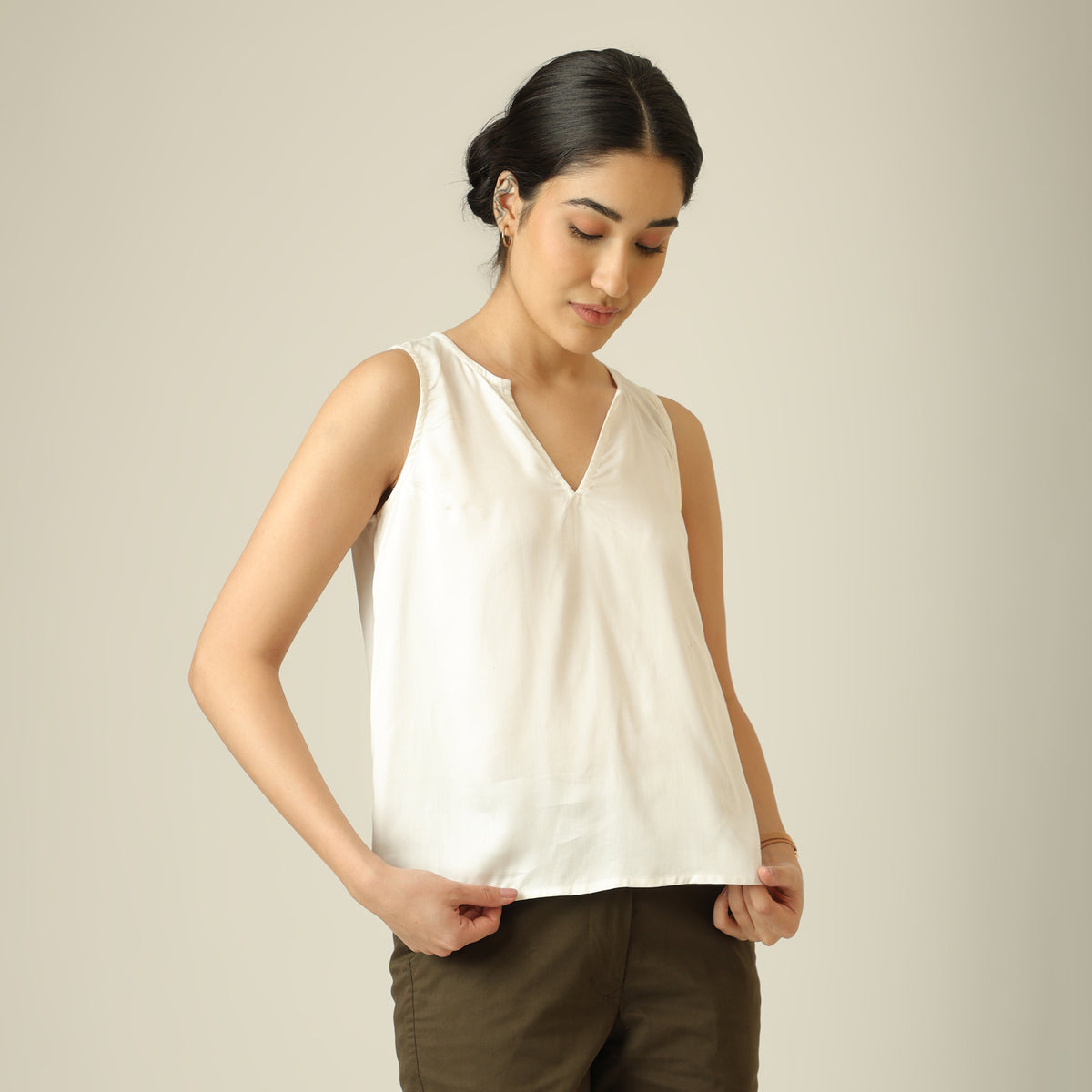 Ivy Split V-Neck Top - Ecru