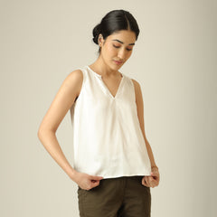 Ivy Split V-Neck Top - Ecru