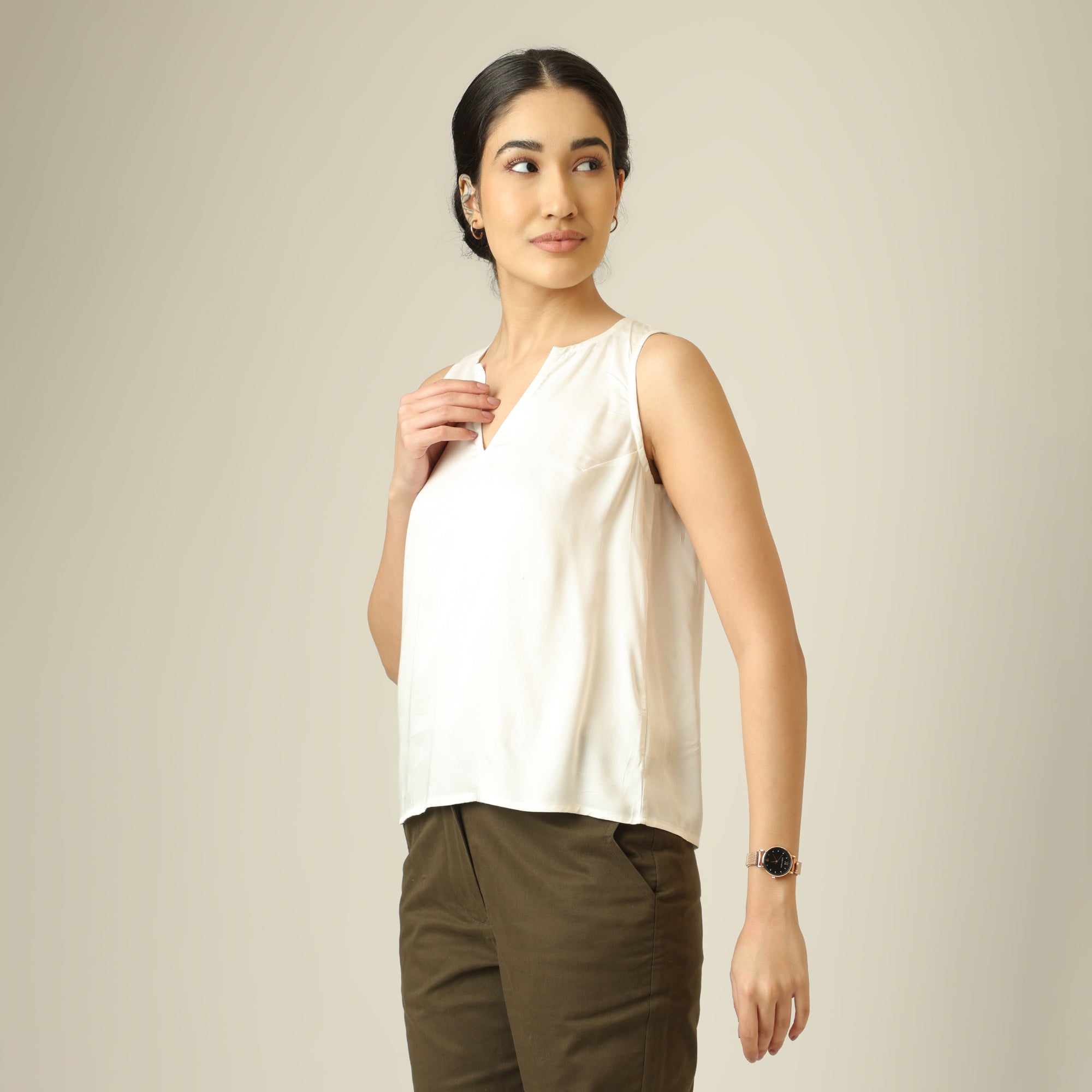Ivy Split V-Neck Top - Ecru