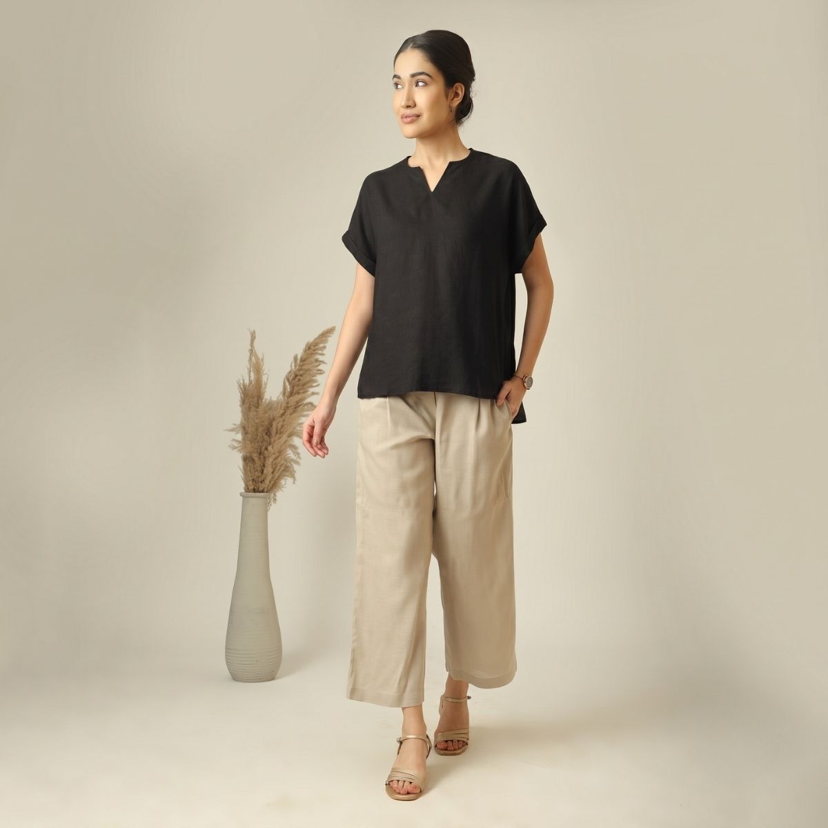 Rumi Linen Top - Black