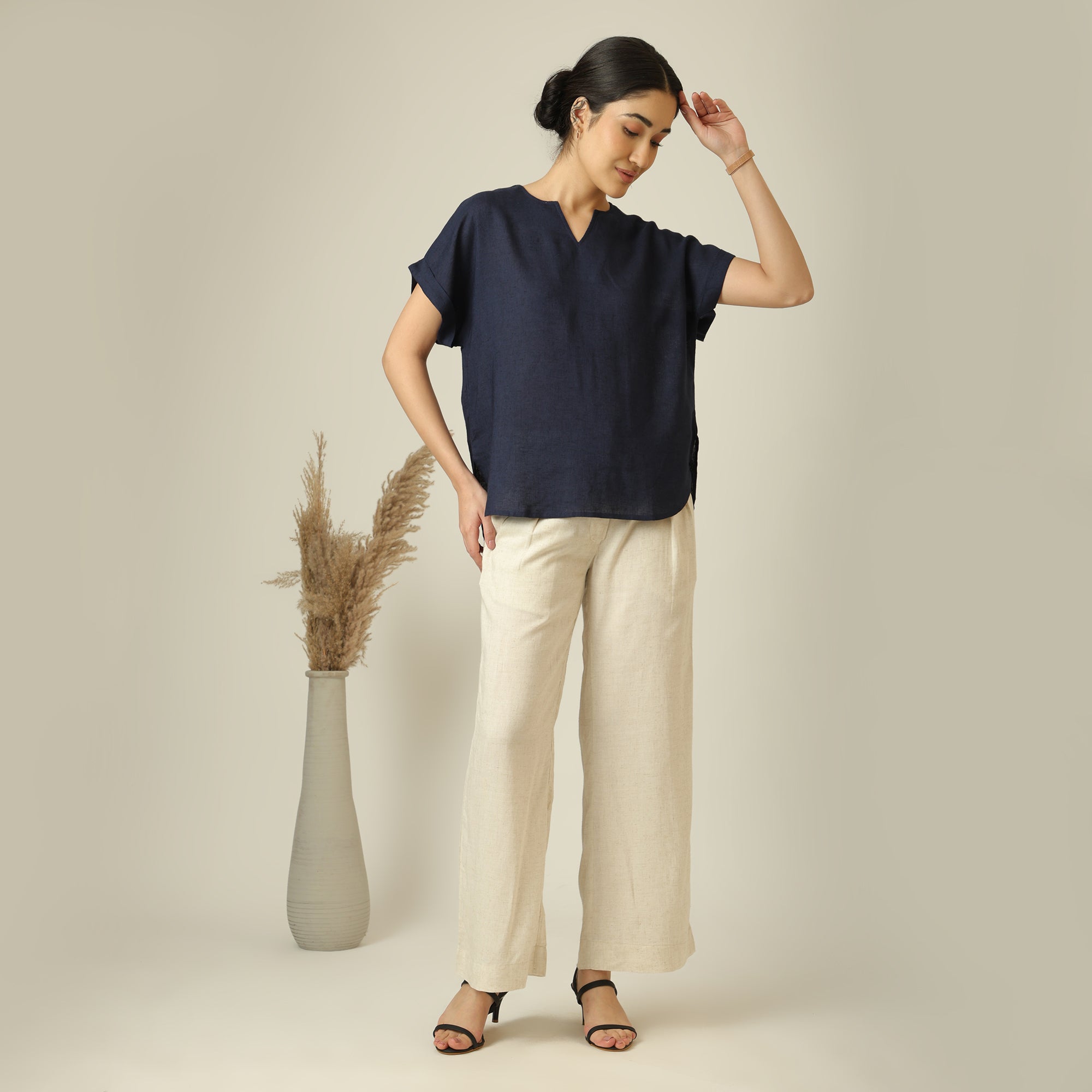 Rumi Linen Top - Navy Blue