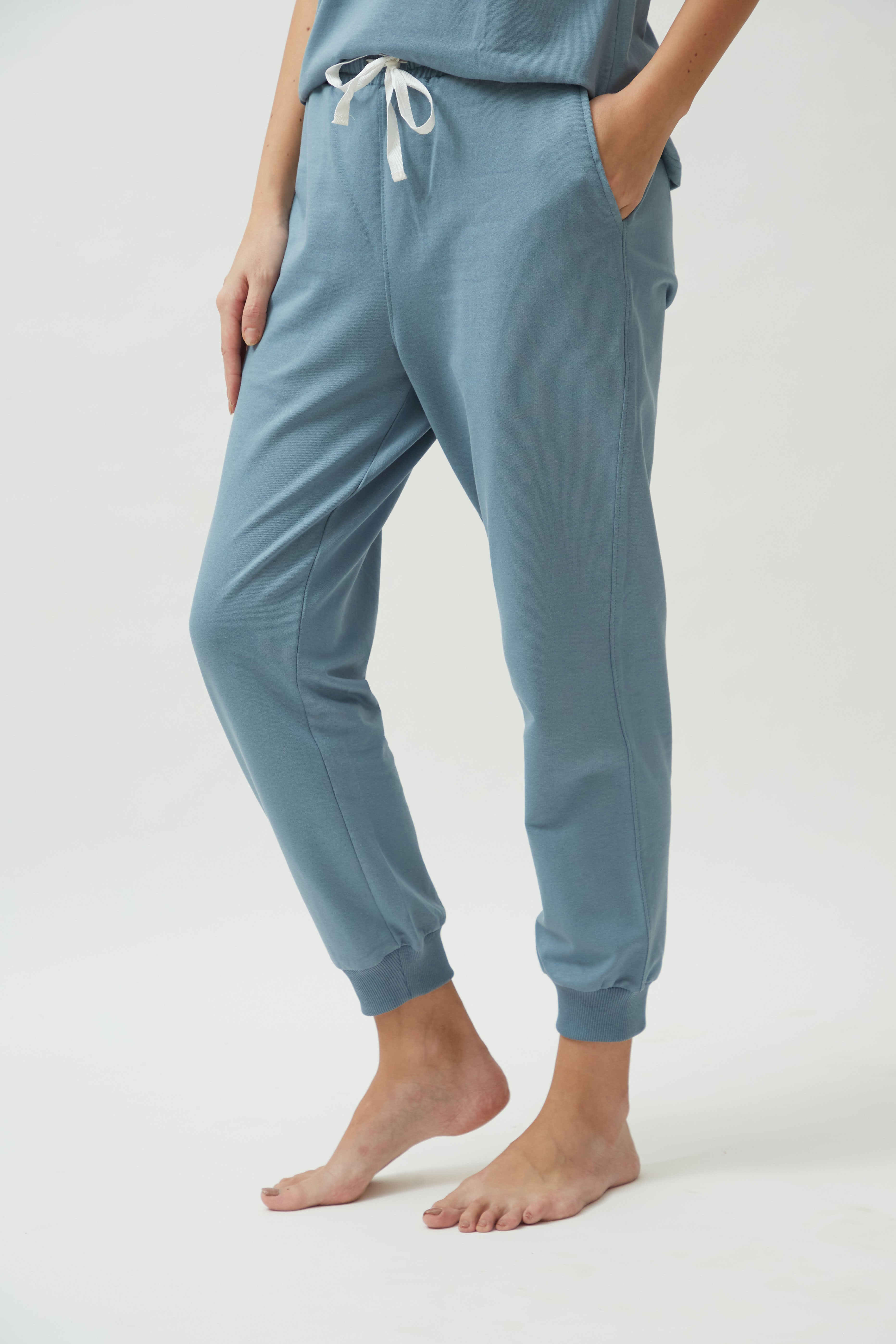 Go Walk Jogger Pants > Maroon