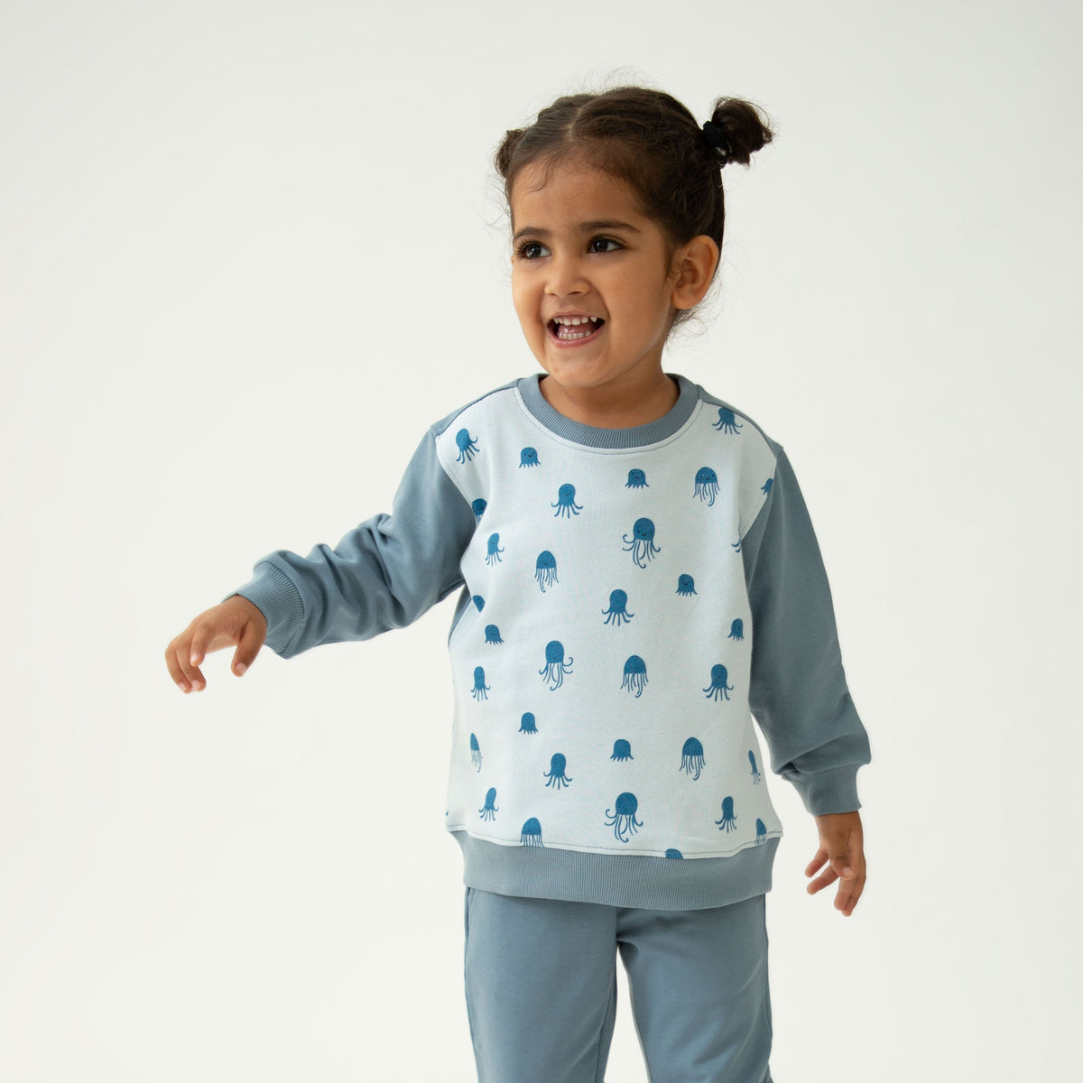 Saltpetre organic cotton sweatshirt for kids, octopus themed-print, blue color, casual and party wear