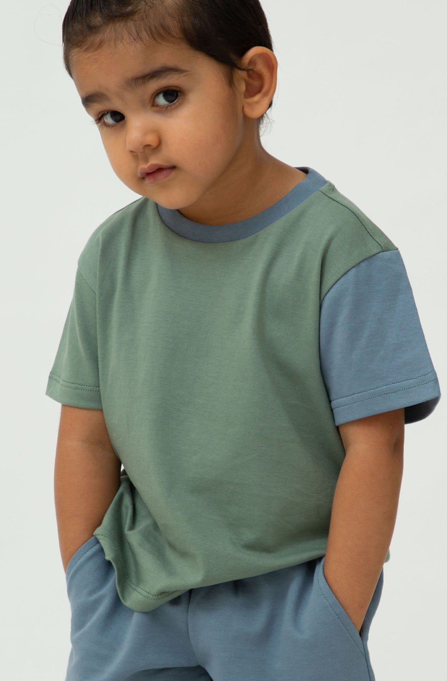 Multi-pack of Saltpetre t-shirt, shorts & joggers for kids, yellow, blue and green, casual kids wear, boys, girls, unisex