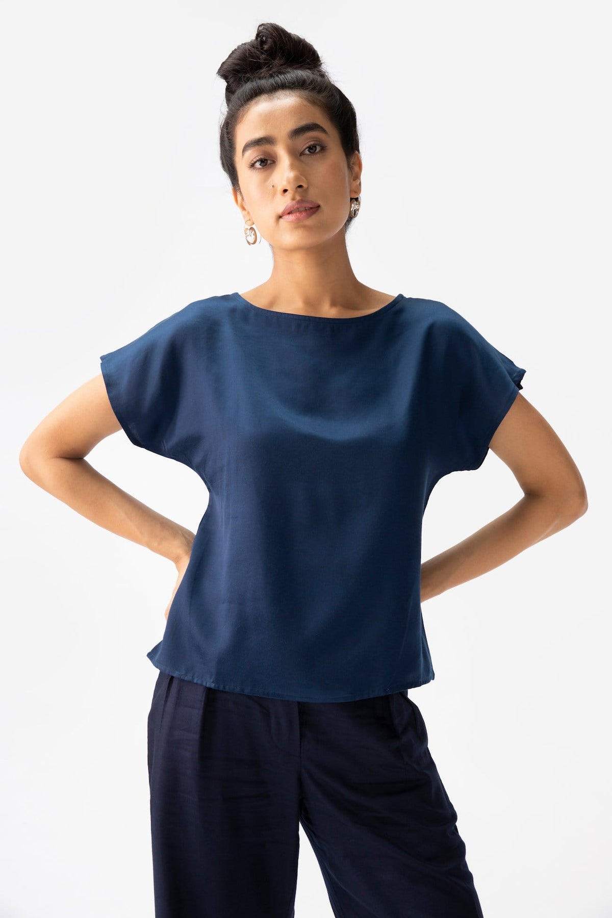 Saltpetre womens formal work t-shirts for under blazers in organic cotton with rounded necks - navy blue