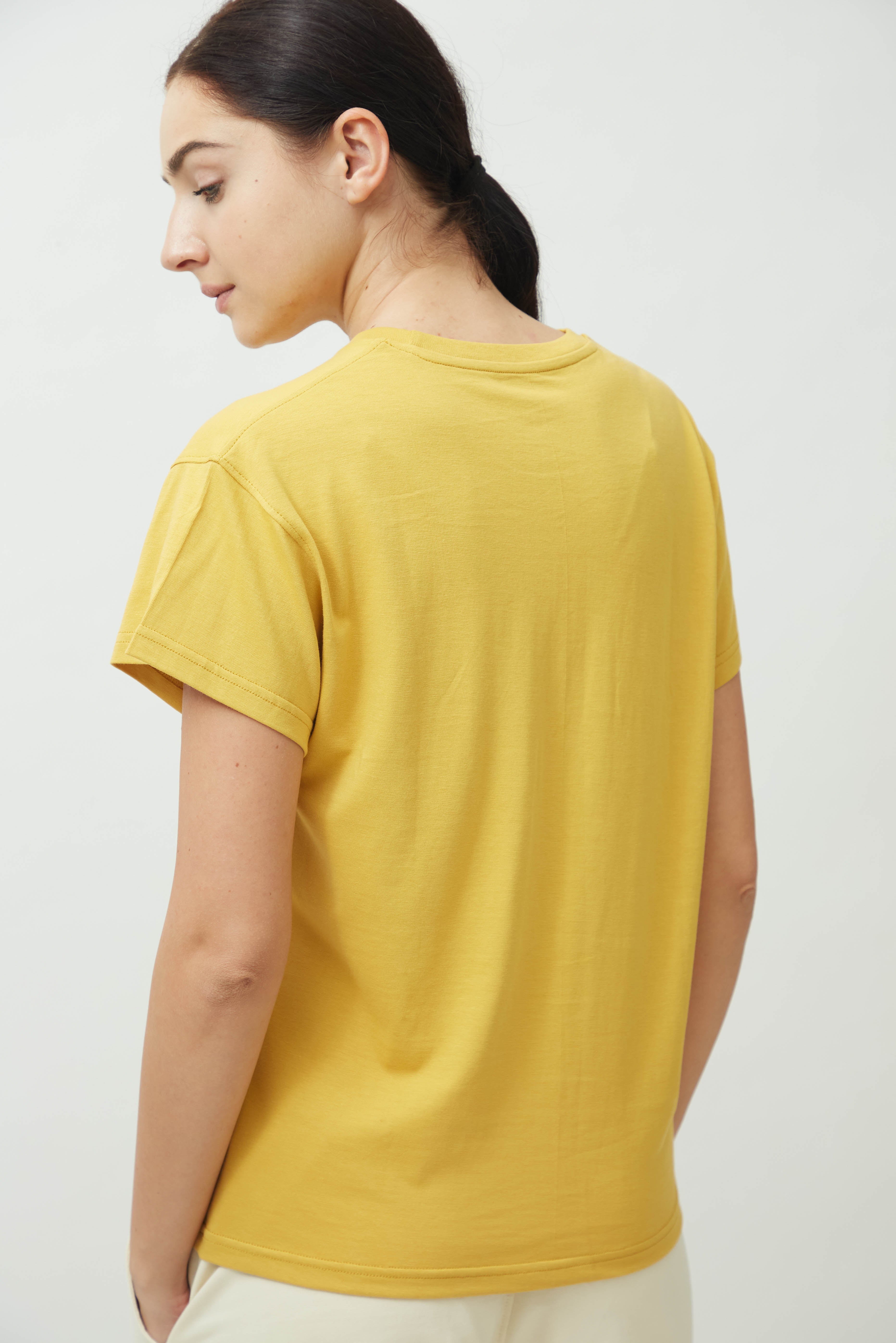 Round Neck T-Shirt > Yellow