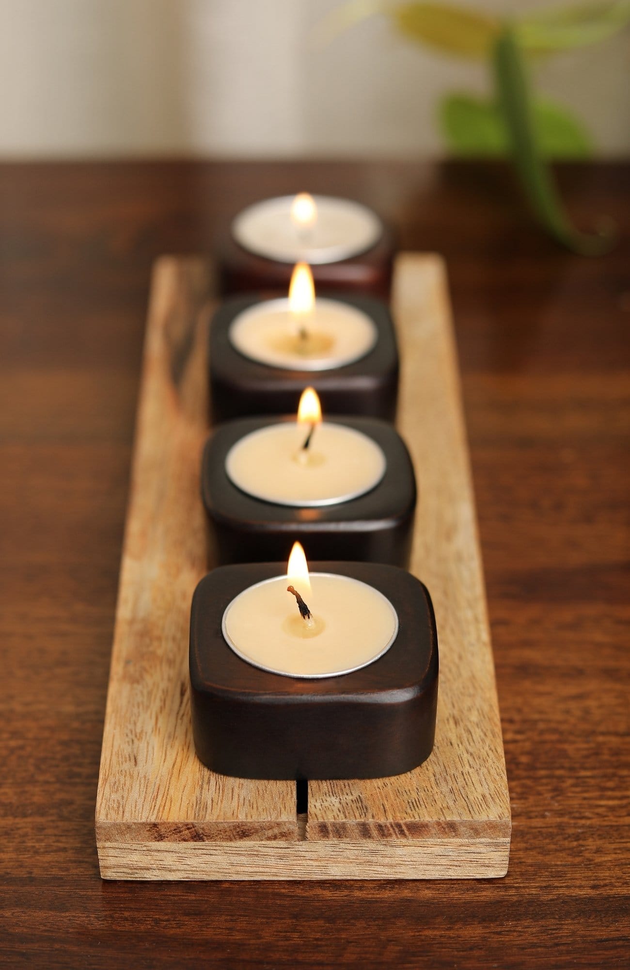 Saltpetre natural and organic beeswax tea lights, smokefree fragrant diyas, festive gift set in handcrafted mango wood candle holders 
